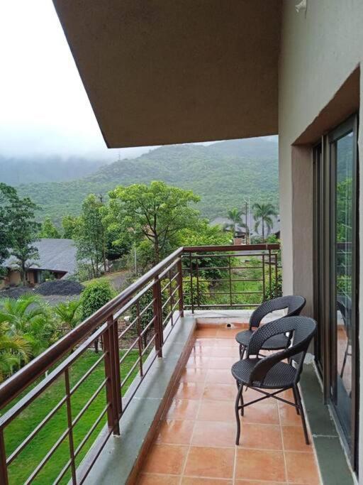 Soul Tree Deluxe Villa 106 Lavasa Luaran gambar
