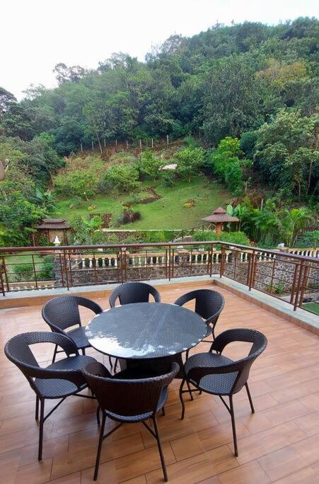 Soul Tree Deluxe Villa 106 Lavasa Luaran gambar